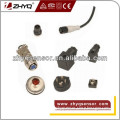 Pressure transducer/transmitter connector with vibration resistance